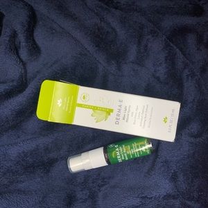 Derma E Blue Light Shield Spray BNIB